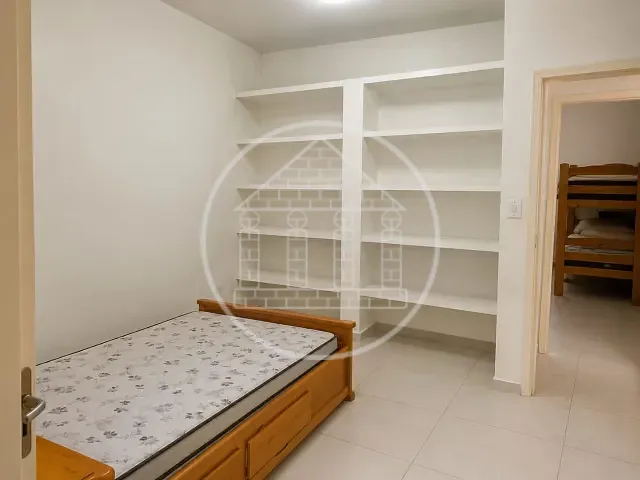 Casa com 325m² 3 quartos e 2 banheiros, à venda, no bairro Florada Mirin em Mongaguá