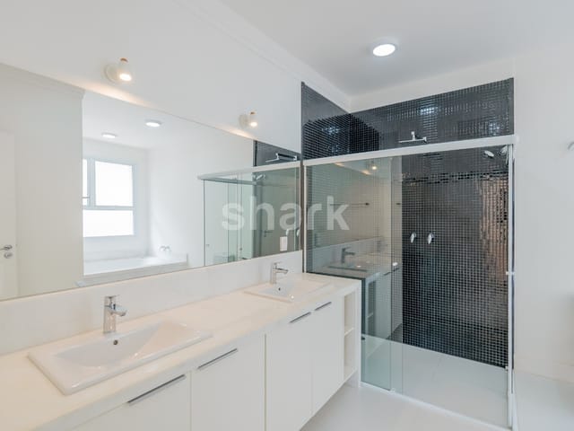 Casa com 503m² 4 quartos e 6 banheiros, à venda ou para alugar, no bairro Alphaville em Santana de Parnaíba