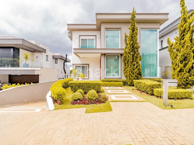 Casa com 441m² 4 quartos e 6 banheiros, à venda, no bairro Alphaville em Santana de Parnaíba
