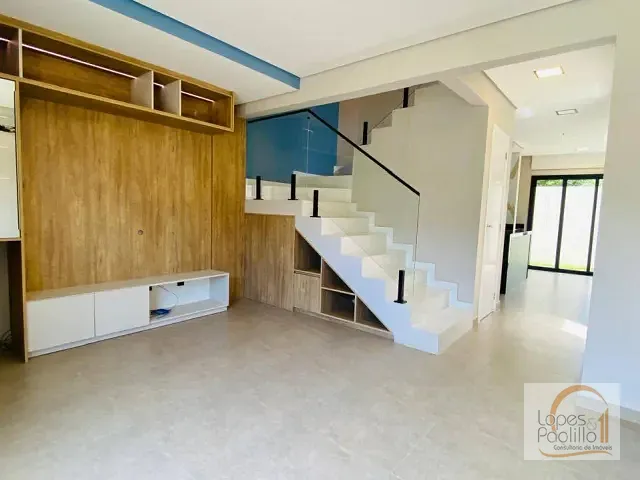 Casa com 200m² 2 quartos e 2 banheiros, à venda, no bairro Chácaras Interlagos em Atibaia