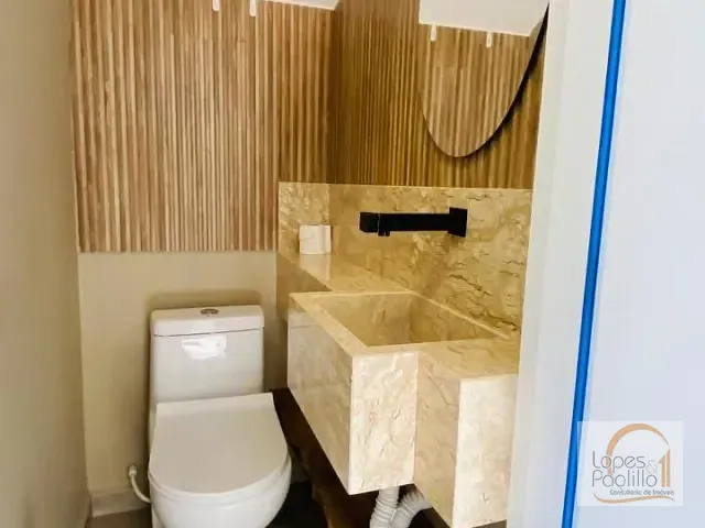 Casa com 200m² 2 quartos e 2 banheiros, à venda, no bairro Chácaras Interlagos em Atibaia