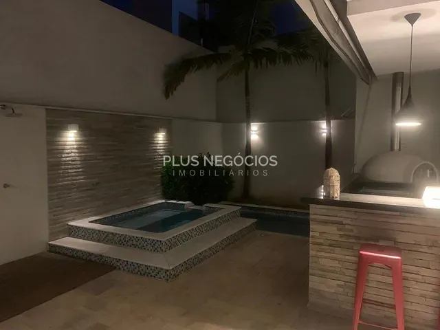 Casa com 306m² 3 quartos e 4 banheiros, à venda, no bairro Iporanga em Sorocaba