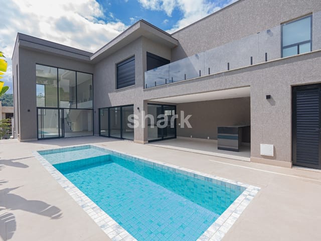 Casa com 490m² 4 quartos e 6 banheiros, à venda, no bairro Alphaville em Santana de Parnaíba