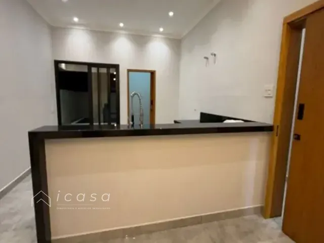 Casa com 250m² 3 quartos e 2 banheiros, à venda, no bairro Residencial Colinas. em Caçapava