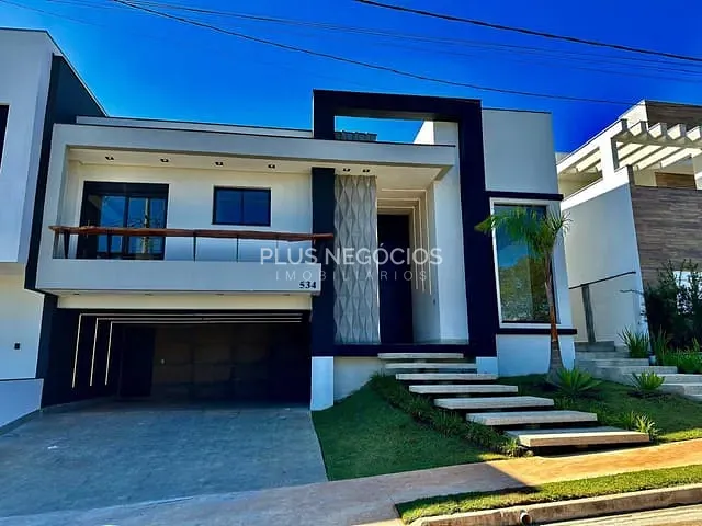Casa com 353m² 3 quartos e 4 banheiros, à venda, no bairro Iporanga em Sorocaba