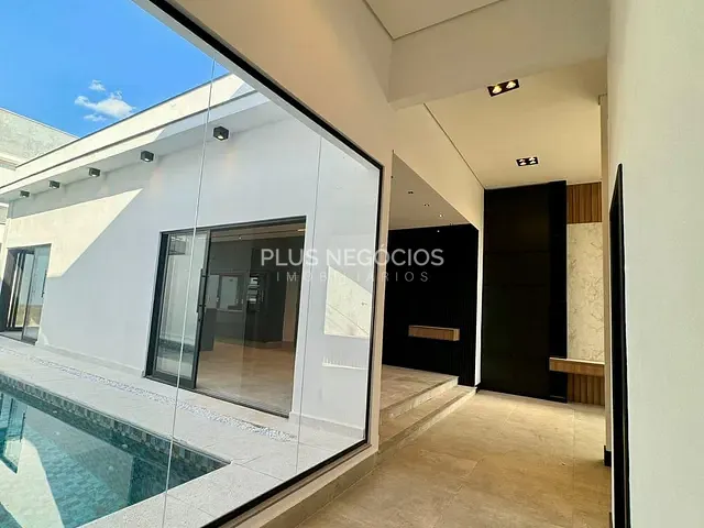 Casa com 353m² 3 quartos e 4 banheiros, à venda, no bairro Iporanga em Sorocaba