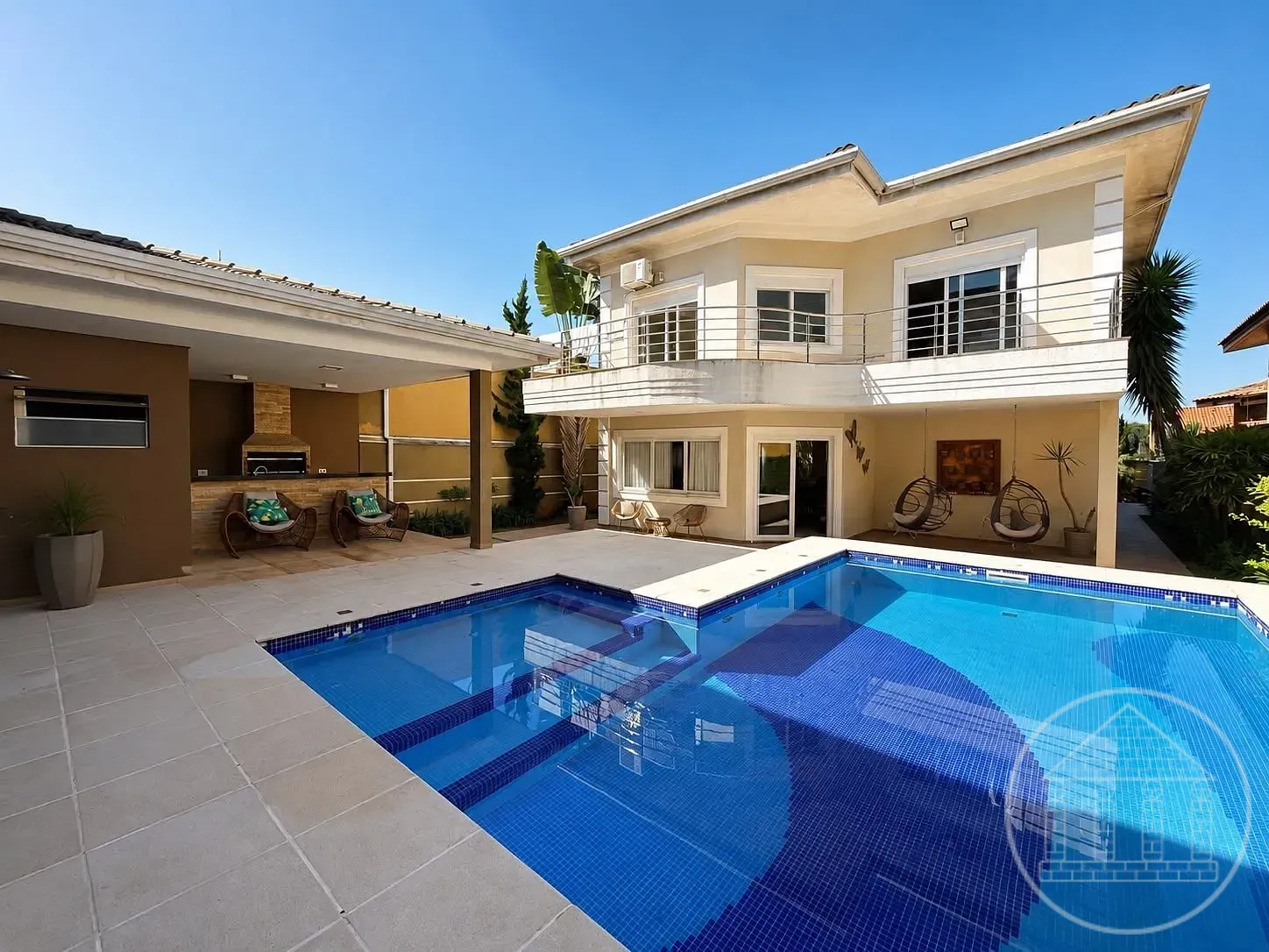Casa, 4 quartos, 433 m² - Foto 1