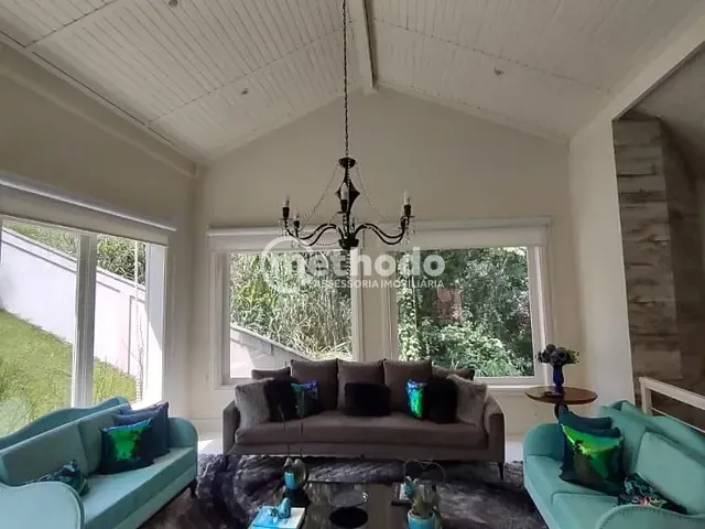 Casa com 800m² 3 quartos e 5 banheiros, para alugar, no bairro Vista Alegre em Vinhedo