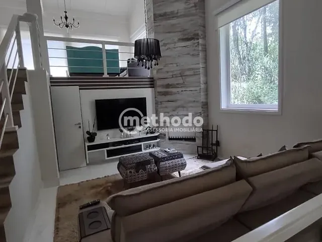 Casa com 800m² 3 quartos e 5 banheiros, para alugar, no bairro Vista Alegre em Vinhedo