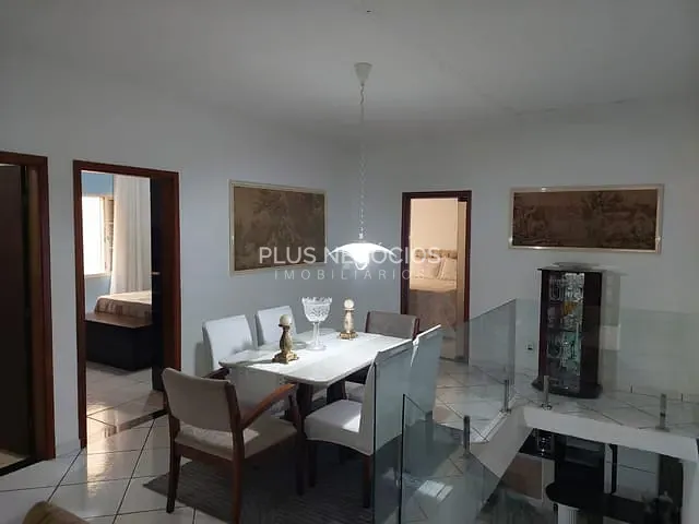 Casa com 250m² 4 quartos e 4 banheiros, à venda, no bairro Jardim Morumbi em Sorocaba