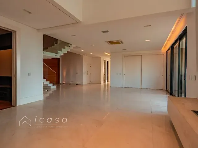 Casa com 1094m² 6 quartos e 11 banheiros, à venda, no bairro Alphaville em Santana de Parnaíba