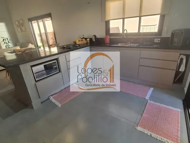 Casa com 750m² 3 quartos e 3 banheiros, para alugar, no bairro Parque Residencial Atibaia em Atibaia