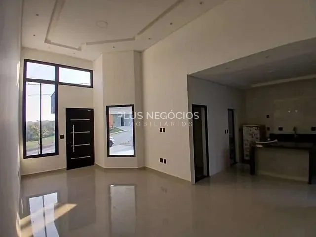 Casa com 200m² 3 quartos e 4 banheiros, à venda, no bairro Wanel Ville em Sorocaba