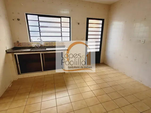 Casa com 150m² 2 quartos e 2 banheiros, à venda, no bairro Atibaia Jardim em Atibaia