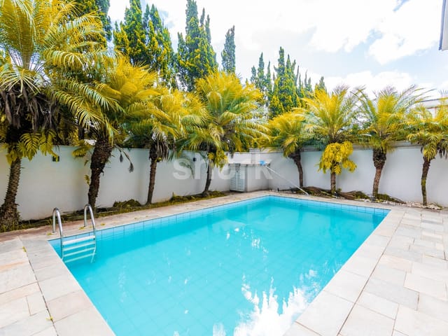 Casa com 490m² 4 quartos e 6 banheiros, à venda ou para alugar, no bairro Alphaville em Santana de Parnaíba