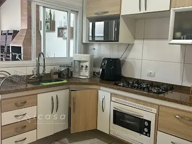 Casa com 160m² 2 quartos e 3 banheiros, à venda, no bairro Jardim Santa Maria em Jacareí