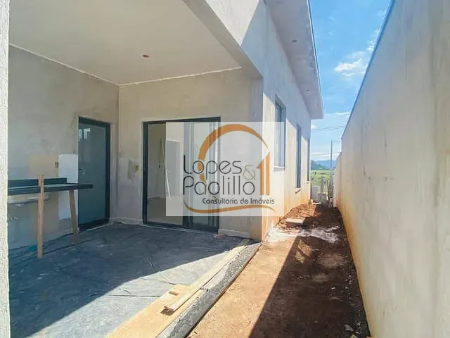 Casa com 384m² 3 quartos e 4 banheiros, à venda, no bairro Condomínio Serras de Atibaia I em Atibaia