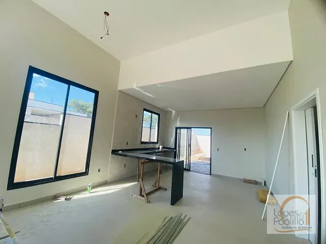 Casa com 384m² 3 quartos e 4 banheiros, à venda, no bairro Condomínio Serras de Atibaia I em Atibaia