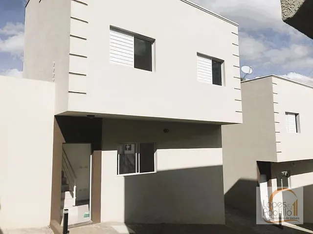 Casa com 111m² 2 quartos e 2 banheiros, à venda, no bairro Jardim São Felipe em Atibaia