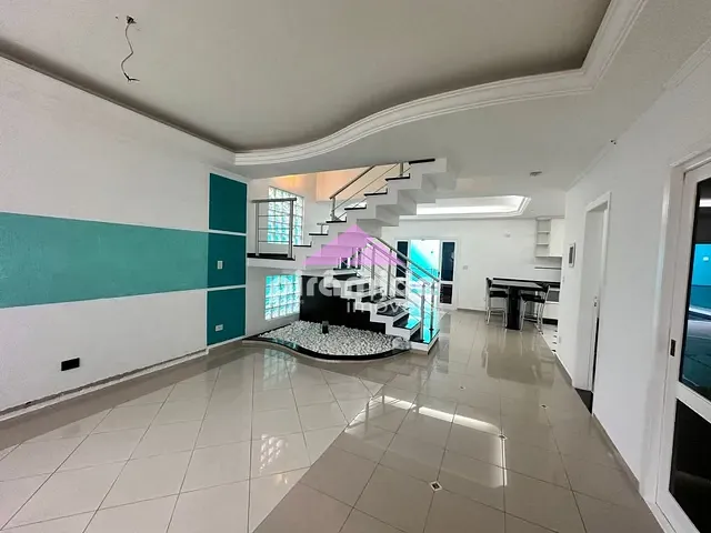 Casa com 303m² 4 quartos e 4 banheiros, à venda, no bairro Urbanova em São José dos Campos