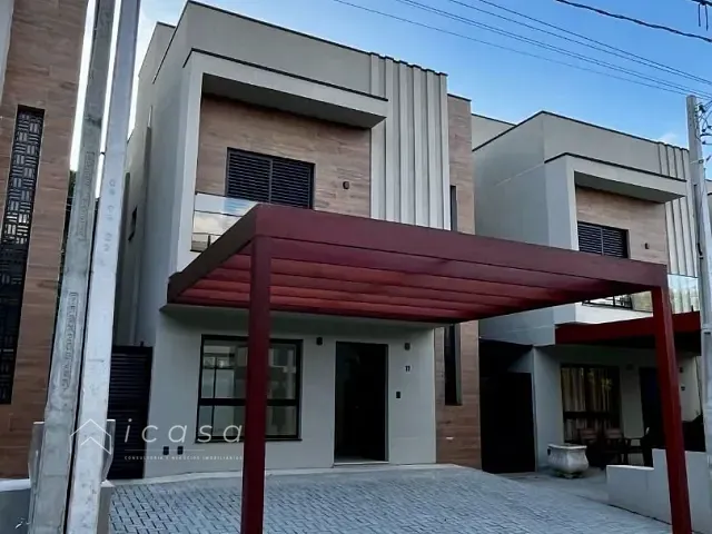 Casa com 146m² 3 quartos e 3 banheiros, à venda, no bairro Urbanova em São José dos Campos