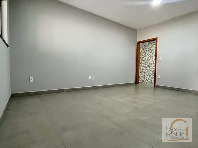 Casa com 150m² 2 quartos e 1 banheiro, à venda, no bairro Jardim Alvinópolis em Atibaia