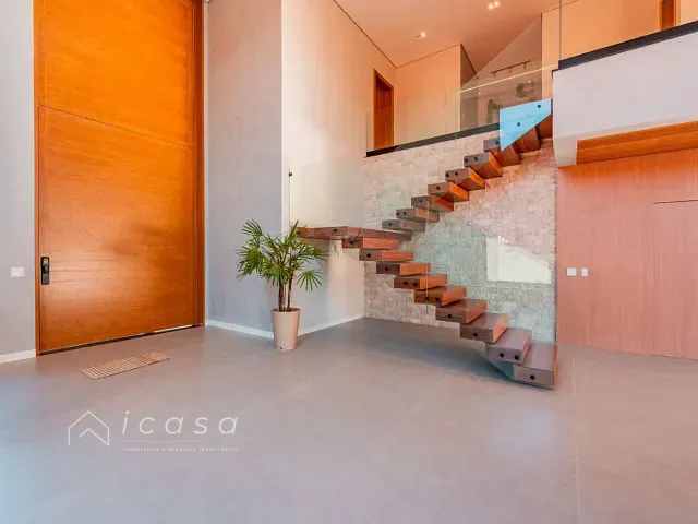 Casa com 668m² 5 quartos e 6 banheiros, à venda, no bairro Jardim do Golf I em Jandira
