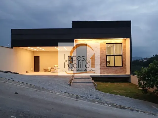 Casa com 360m² 3 quartos e 4 banheiros, à venda, no bairro Parque Imperador em Bragança Paulista