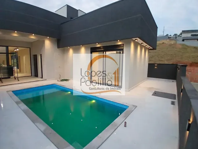 Casa com 360m² 3 quartos e 4 banheiros, à venda, no bairro Parque Imperador em Bragança Paulista