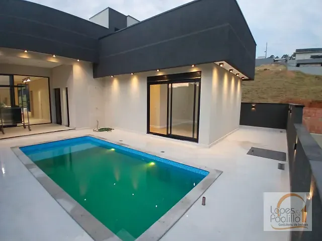 Casa com 360m² 3 quartos e 4 banheiros, à venda, no bairro Parque Imperador em Bragança Paulista