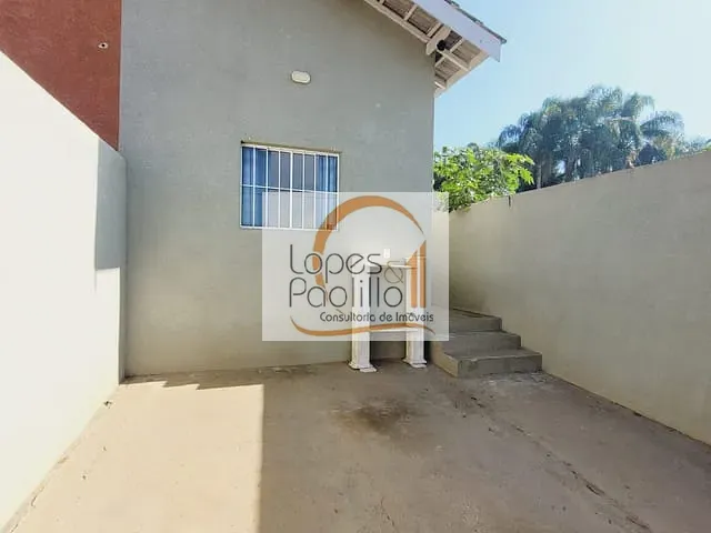 Casa com 72m² 2 quartos e 1 banheiro, para alugar, no bairro Santa Fé em Bom Jesus dos Perdões