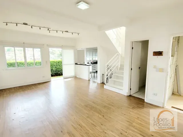 Casa com 189m² 3 quartos e 3 banheiros, para alugar, no bairro Jardim das Flores em Atibaia