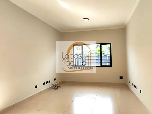 Casa com 167m² 3 quartos e 2 banheiros, à venda, no bairro Jardim do Lago em Atibaia