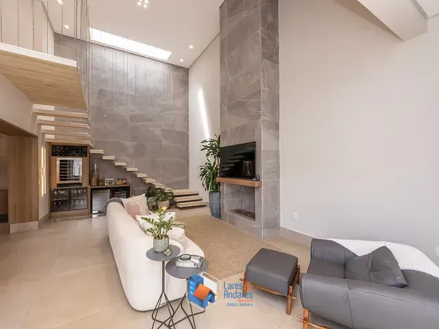 Casa com 319m² 4 quartos e 4 banheiros, à venda, no bairro Planalto Paulista em São Paulo