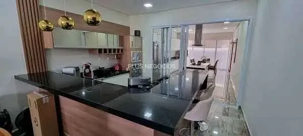 Casa, 3 quartos, 250 m² - Foto 5