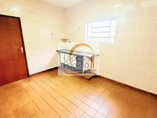 Casa com 150m² 2 quartos e 1 banheiro, para alugar, no bairro Caetetuba em Atibaia