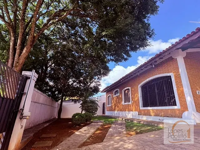 Casa com 1000m² 3 quartos e 2 banheiros, à venda, no bairro Vila Giglio em Atibaia