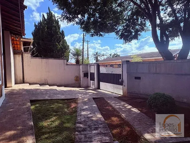 Casa com 1000m² 3 quartos e 2 banheiros, à venda, no bairro Vila Giglio em Atibaia