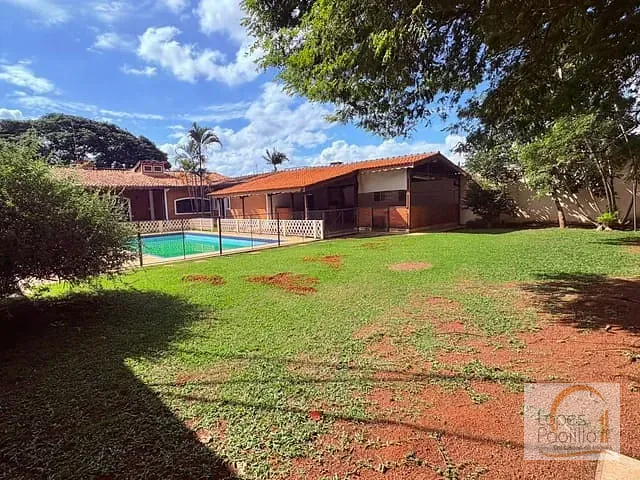 Casa com 1000m² 3 quartos e 2 banheiros, à venda, no bairro Vila Giglio em Atibaia
