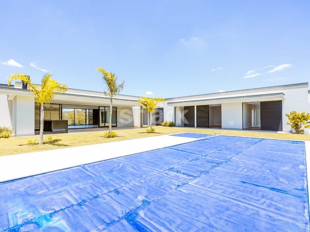 Casa com 2045m² 5 quartos e 8 banheiros, à venda, no bairro Condomínio Terras de São José em Itu