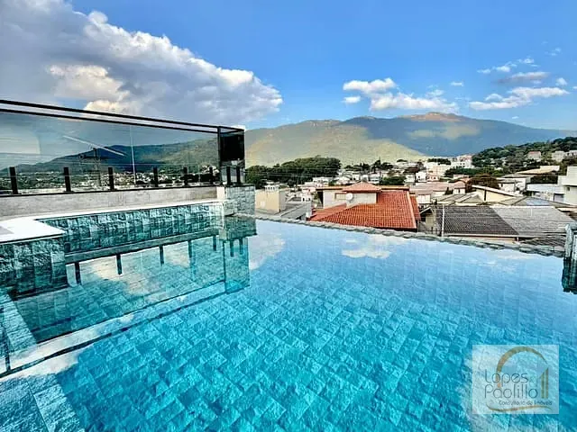 Casa com 180m² 3 quartos e 4 banheiros, para alugar, no bairro Jardim Maristela em Atibaia