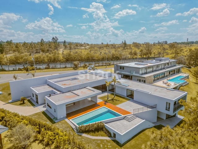 Casa com 2238m² 5 quartos e 8 banheiros, à venda, no bairro Condomínio Terras de São José em Itu