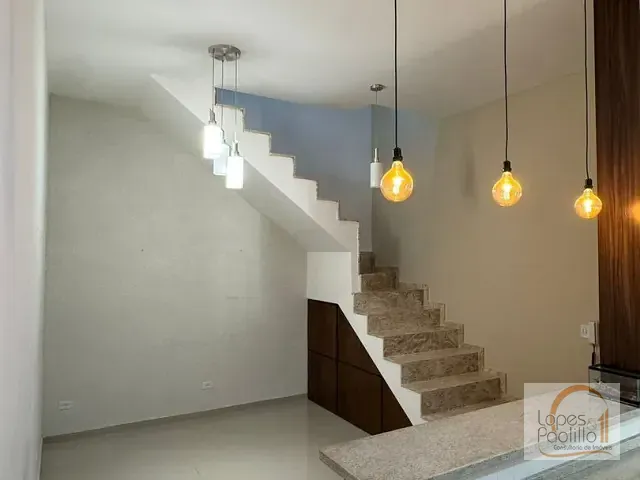 Casa com 160m² 3 quartos e 2 banheiros, à venda, no bairro Jardim Paulista em Atibaia