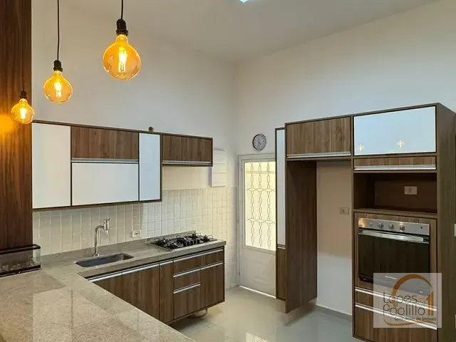 Casa com 160m² 3 quartos e 2 banheiros, à venda, no bairro Jardim Paulista em Atibaia