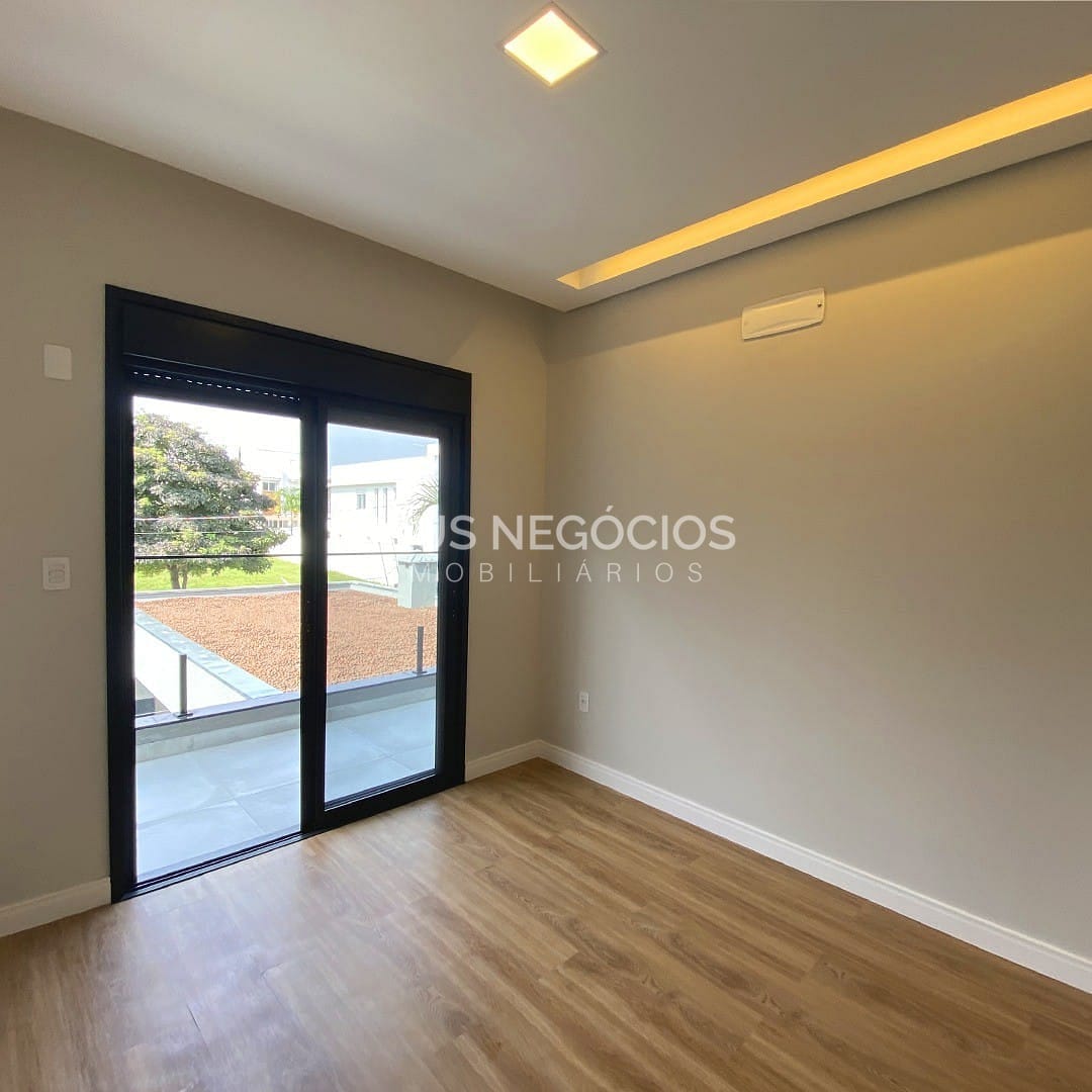 Casa à venda e aluguel com 3 quartos, 310m² - Foto 6