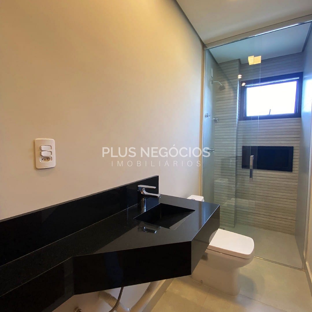 Casa à venda e aluguel com 3 quartos, 310m² - Foto 11