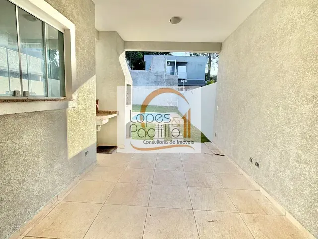 Casa com 280m² 3 quartos e 3 banheiros, para alugar, no bairro Jardim Paulista em Atibaia