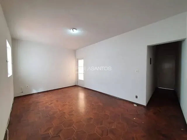 Casa com 210m² 3 quartos e 1 banheiro, à venda, no bairro Centro em Sorocaba