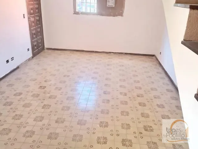Casa com 150m², para alugar, no bairro Jardim Alvinópolis em Atibaia