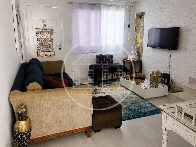 Casa 2 quartos e 1 banheiro, à venda, no bairro Parque Munhoz em São Paulo